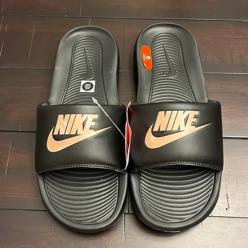 Nike Victori One Slides Sandals Shoes new CN9677 001 black bronze Women’s Size 8